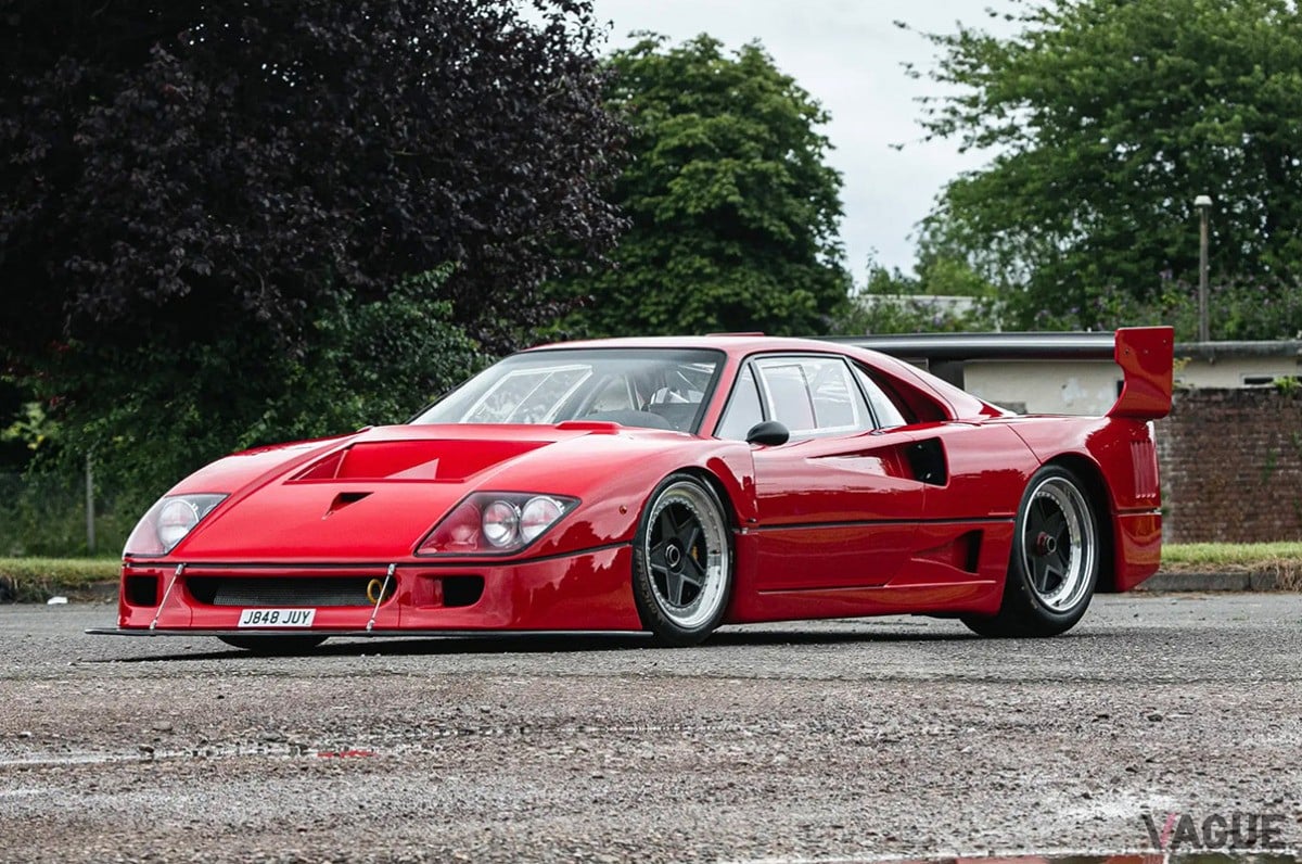 ワケありのフェラーリ「F40」でオークションが白熱!? 心臓部はなぜか