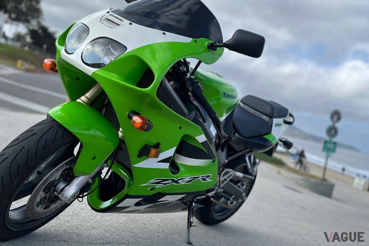 スーパーバイク参戦のために生まれたナナハン 23年前のカワサキ「ZX-7R