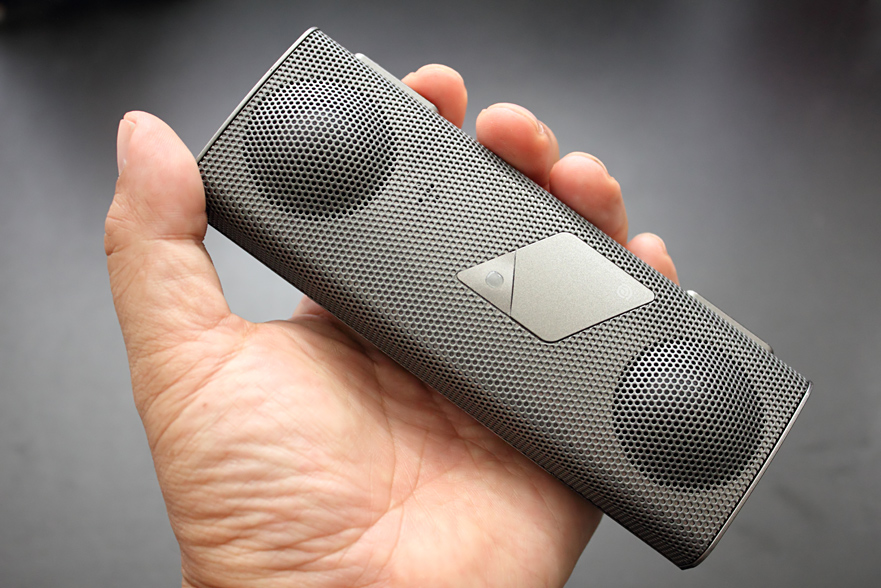 Soundmatters foxL V2 － ポータブルスピーカーの新機軸: Music TO GO!