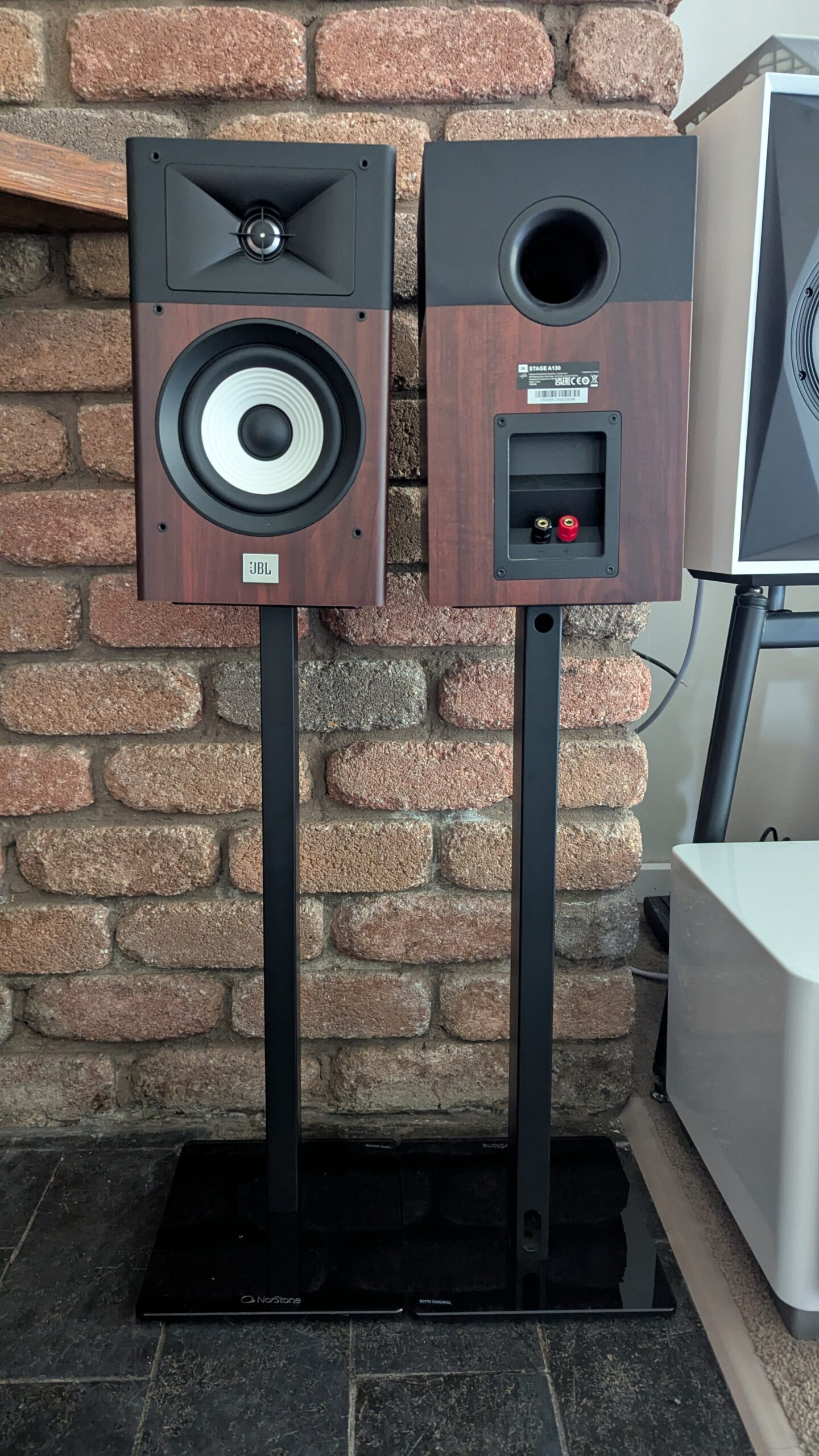 JBL Stage A130 - vAudio Architect