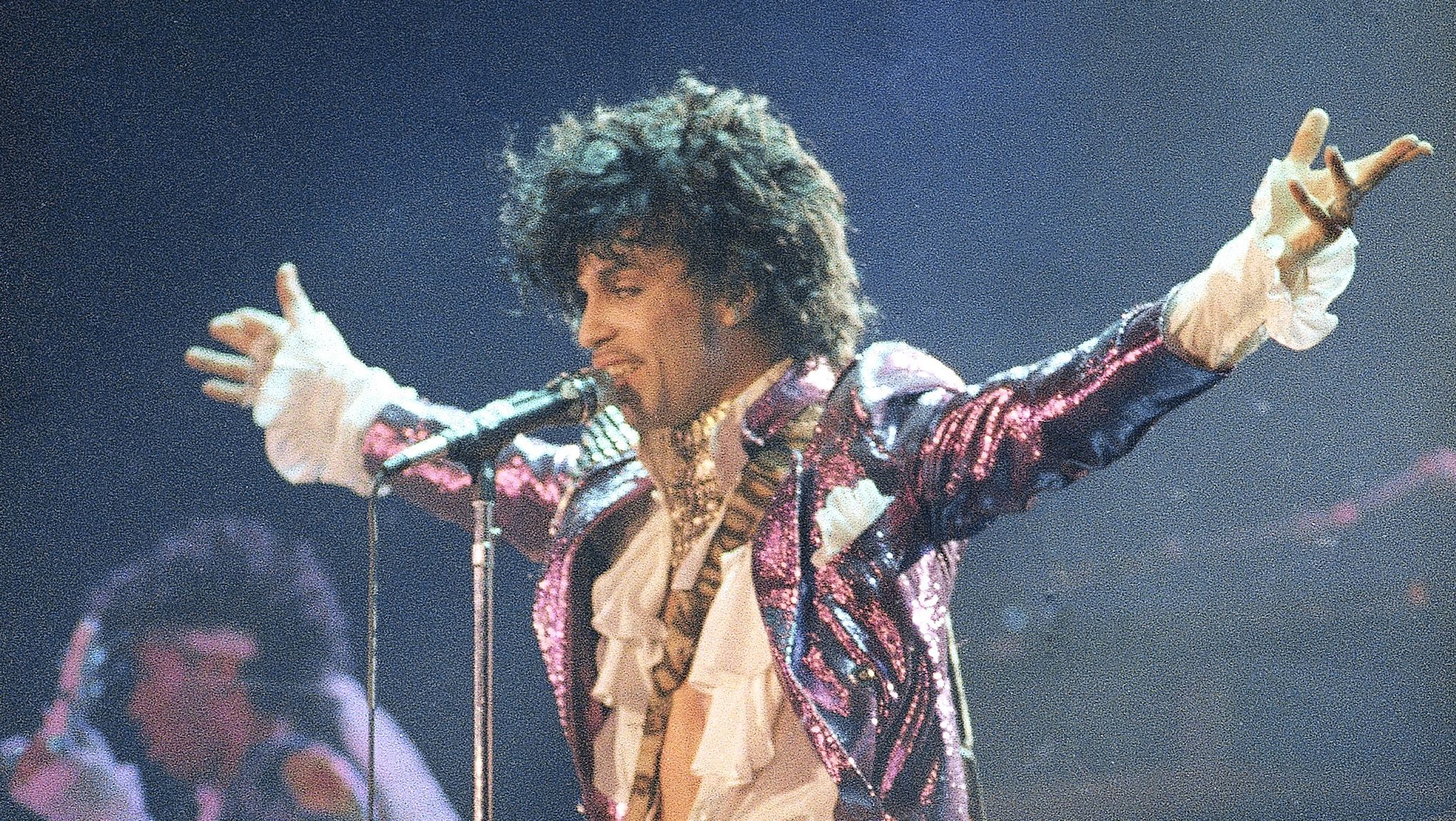 Prince Concert to Stream on YouTube for Coronavirus Relief
