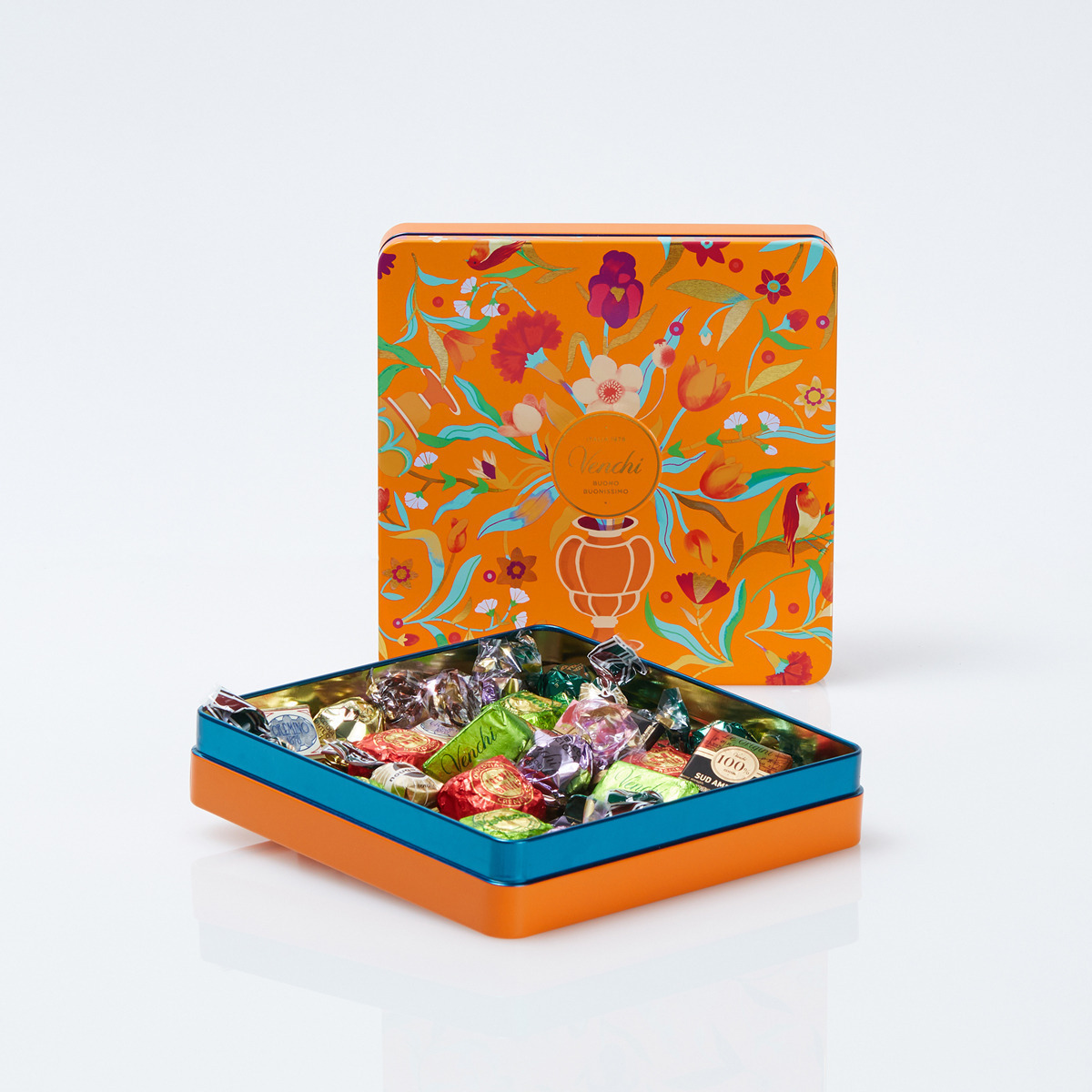 新古品タグ付き AP chocolate Piece ブラウス 王冠 TRIPLE CROWN