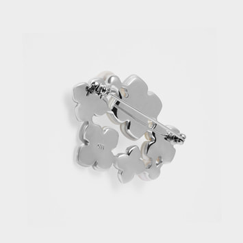 VBMV5025__PF シェルフラワー ブローチ｜ブローチ｜ヴァンドーム