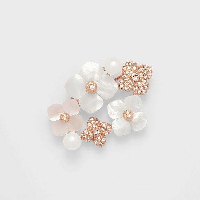 VBMV5025__XP シェルフラワー ブローチ｜ブローチ｜ヴァンドーム