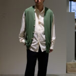 AURALEE｜SUPER HARD TWIST WOOL KNIT V-NECK VEST SAGE GREEN