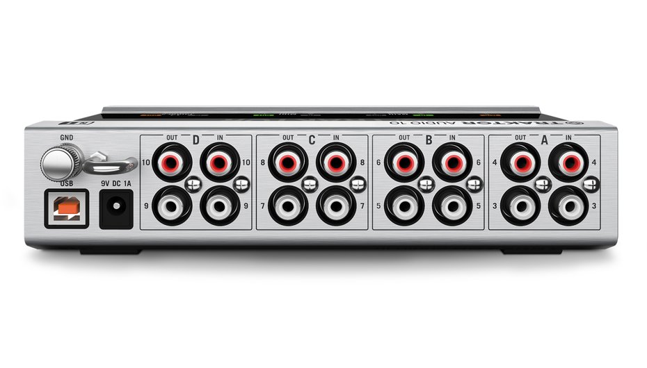 Native Instruments Traktor Scratch A10 - Vintage King