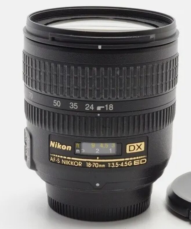 Nikon AF-s Nikkor 18-70mm F3.5-4.5 G ED - Vintagelens