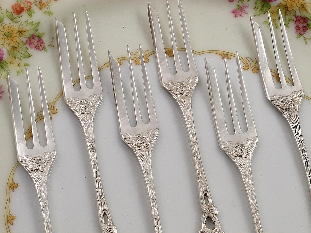 純銀 ドイツAntiko ヒルデスハイムローズ デザートフォーク6本セット