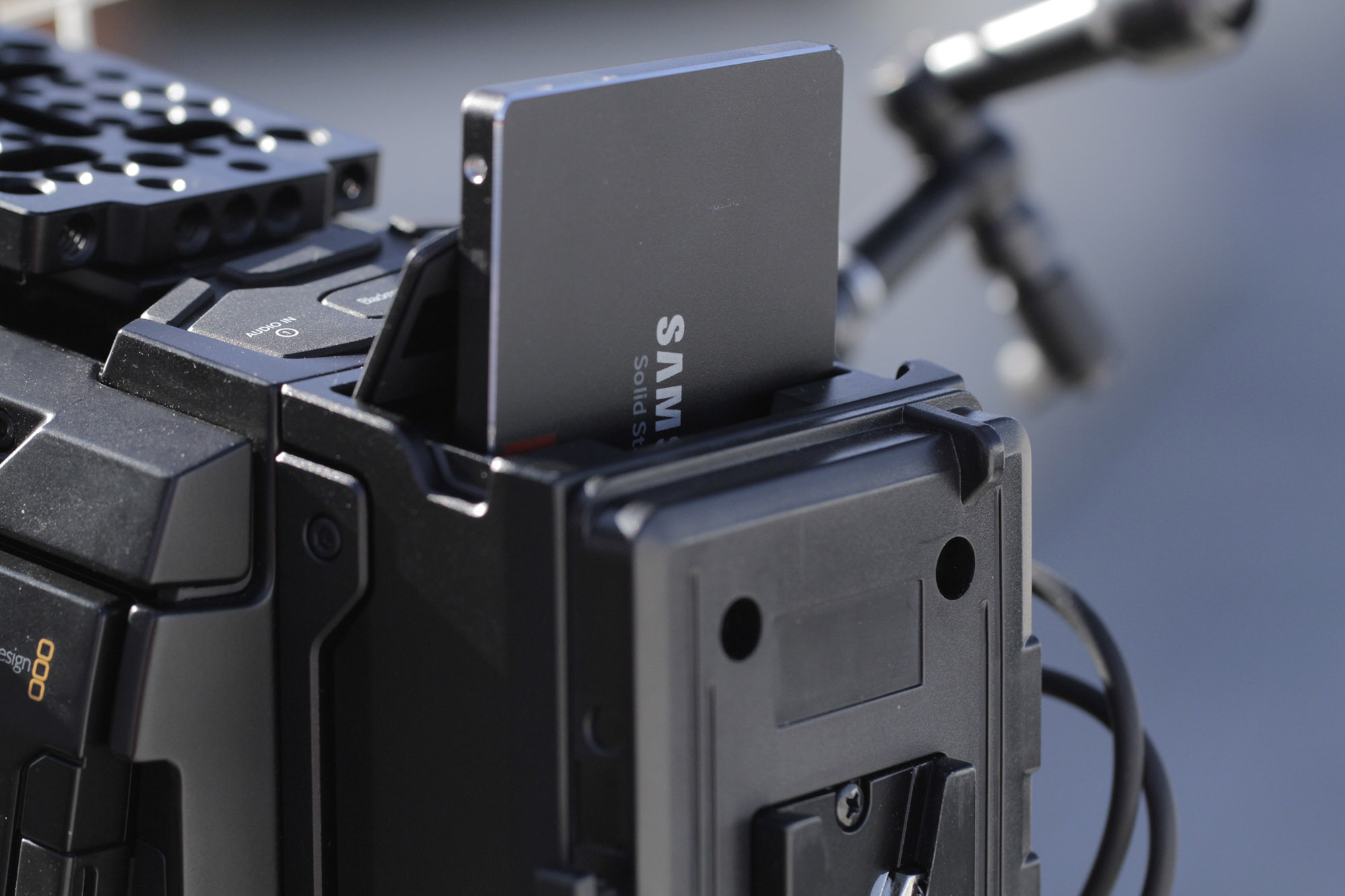 URSA Mini Proで汎用SSDでの収録が可能になる！Blackmagic URSA Mini