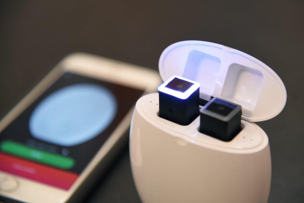 ライテック、世界最小クラス12gのウェアラブルカメラ『OPKIX ONE』を