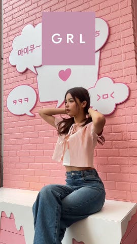 パッド入りバックオープンクロップド丈キャミソール[at2028