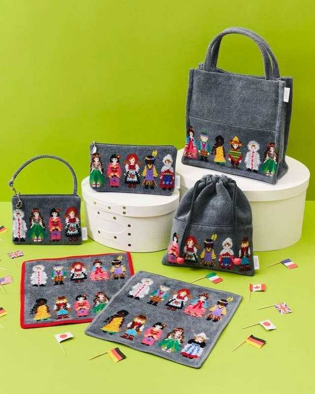 ドアップテディガール マルチケース L/DUG-243234(ベージュ): LOVERARY