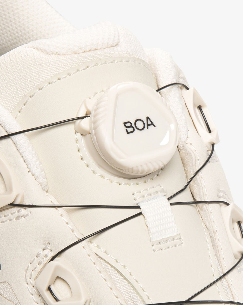 Anaconda 4x4 Low WP BOA (Cream) – VIKING FOOTWEAR（ヴィーキング