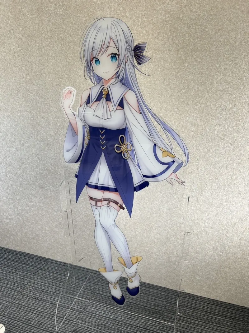 アクリル等身大パネル印刷｜透明感＆高級感仕様【ビジプリ】