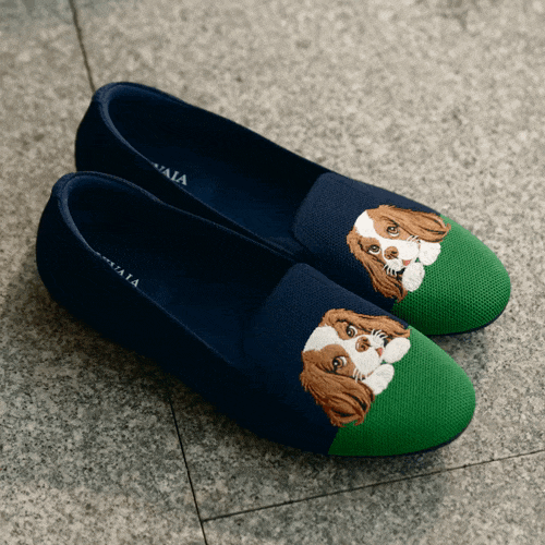 Audrey] ラウンドトゥ アニマル刺繍 ローファー – VIVAIA JAPAN