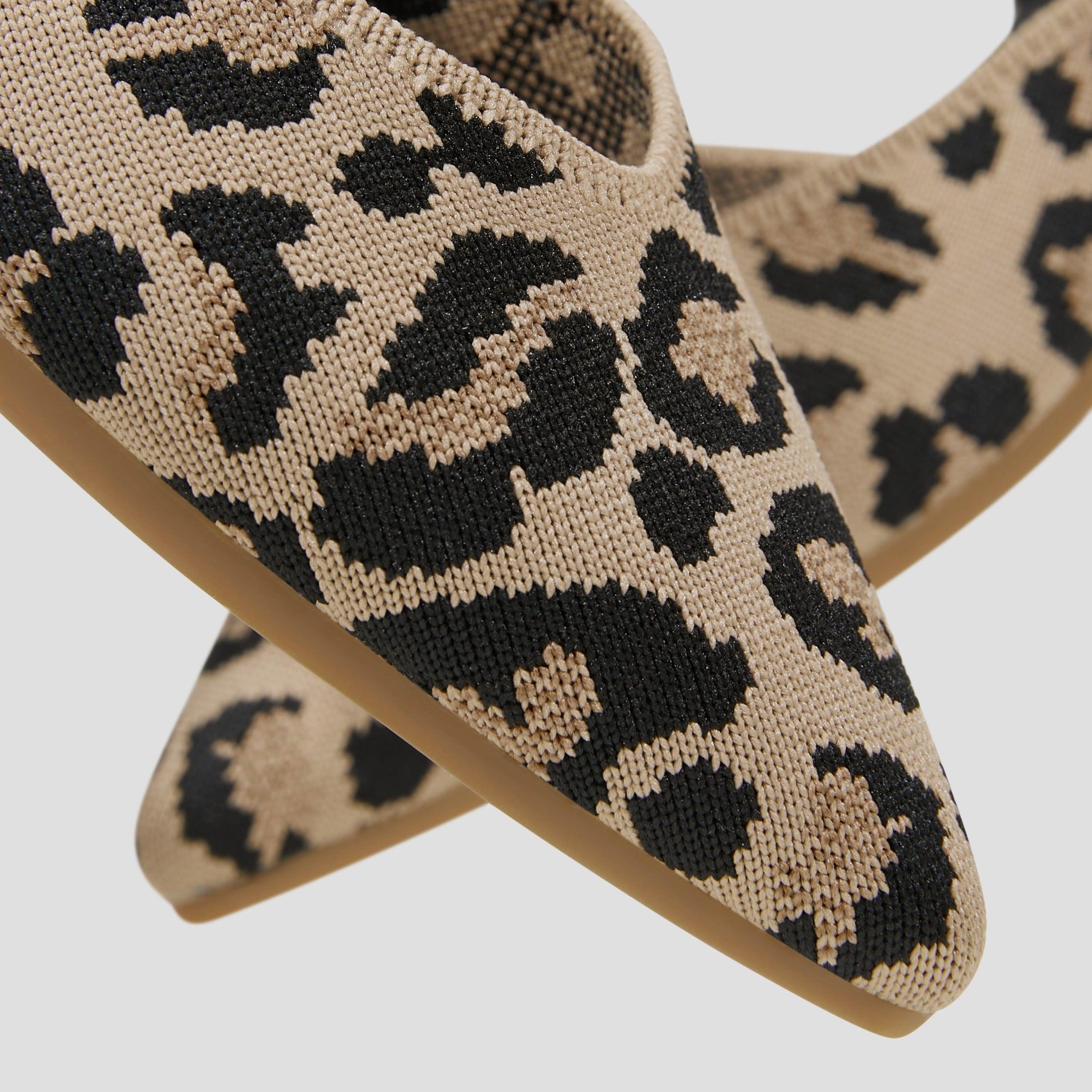 Melia 2.0] ポインテッドトゥ Vカット フラットシューズ – VIVAIA JAPAN