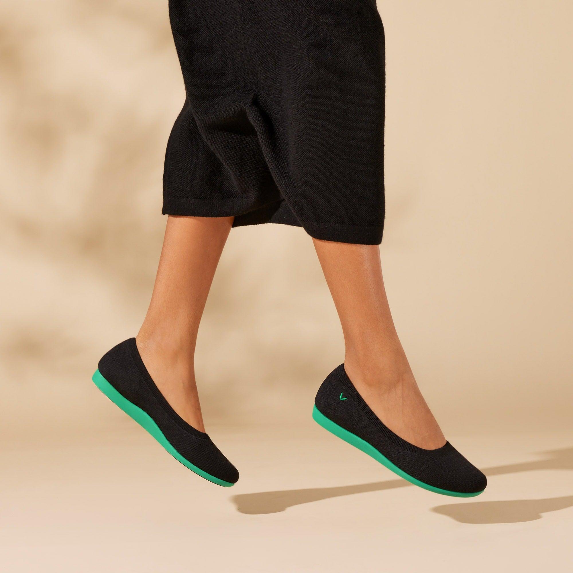 Claire Walker] ラウンドトゥ 超軽量 厚底 フラットシューズ – VIVAIA