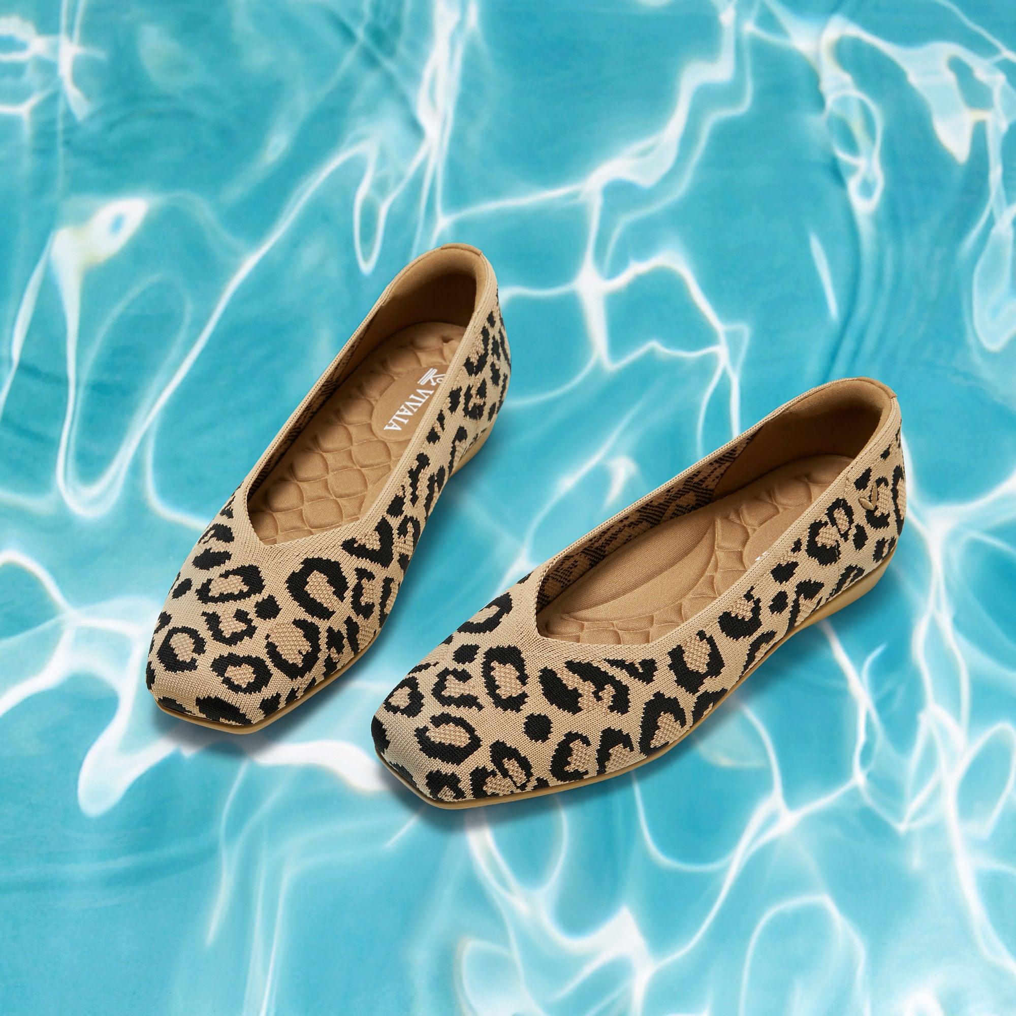 Margot™ Walker 超撥水] スクエアトゥ 超軽量 厚底 フラットシューズ