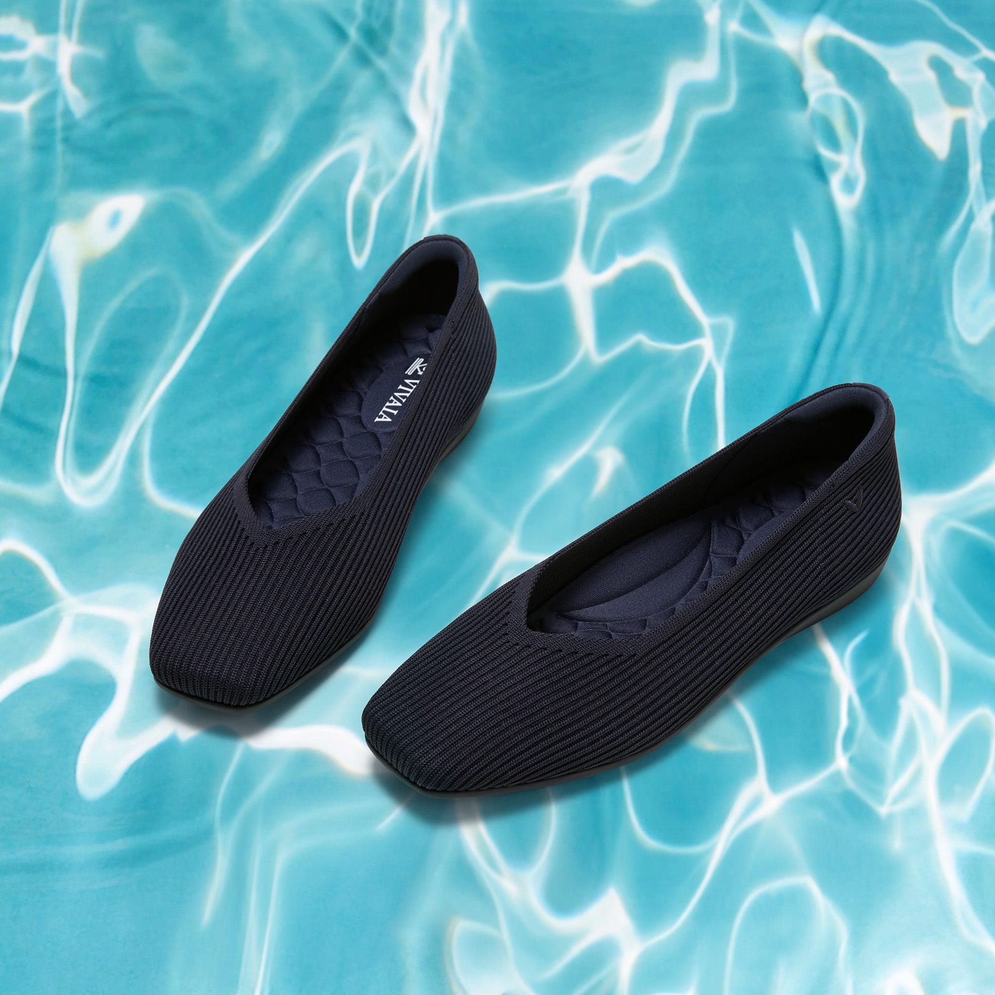 Margot™ Walker 超撥水] スクエアトゥ 超軽量 厚底 フラットシューズ