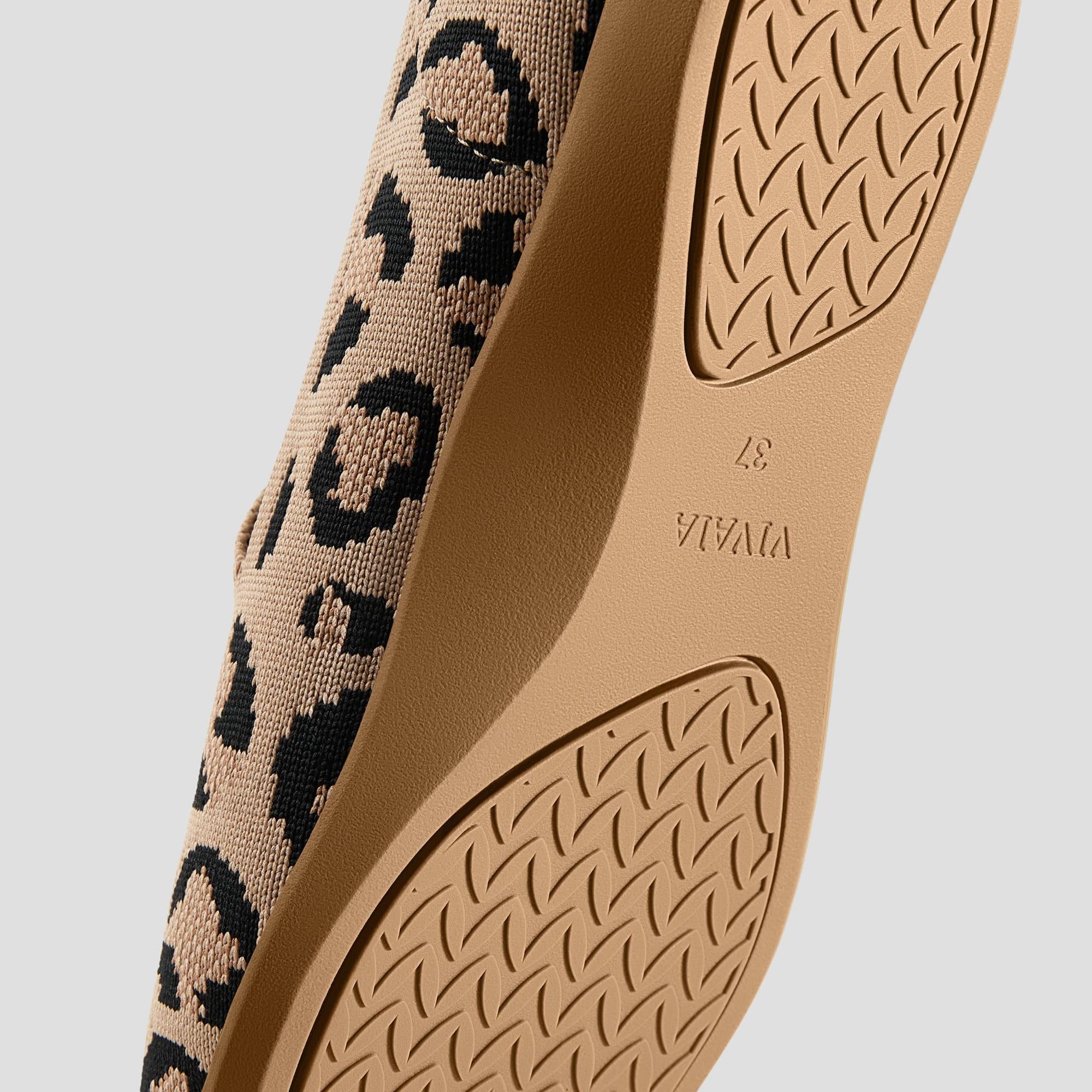 Samantha Walker] スクエアトゥ 超撥水 軽量厚底 ローファー – VIVAIA