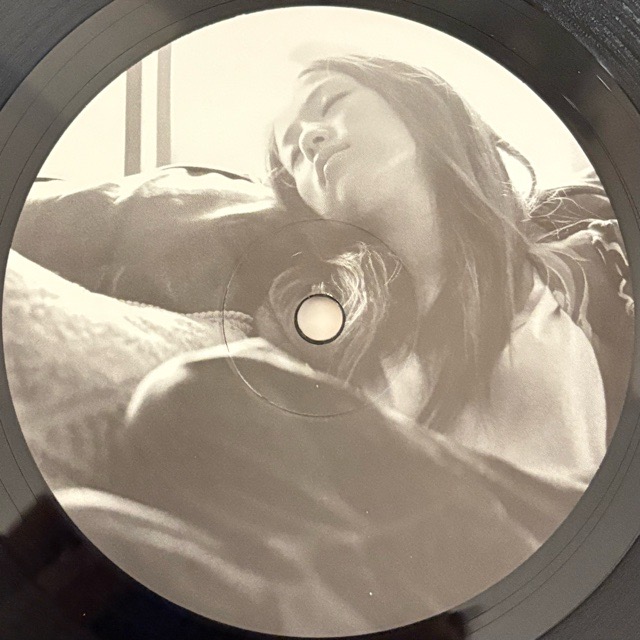 中島美嘉｜接吻 (12)｜レコード通販｜vivrantdiscstore