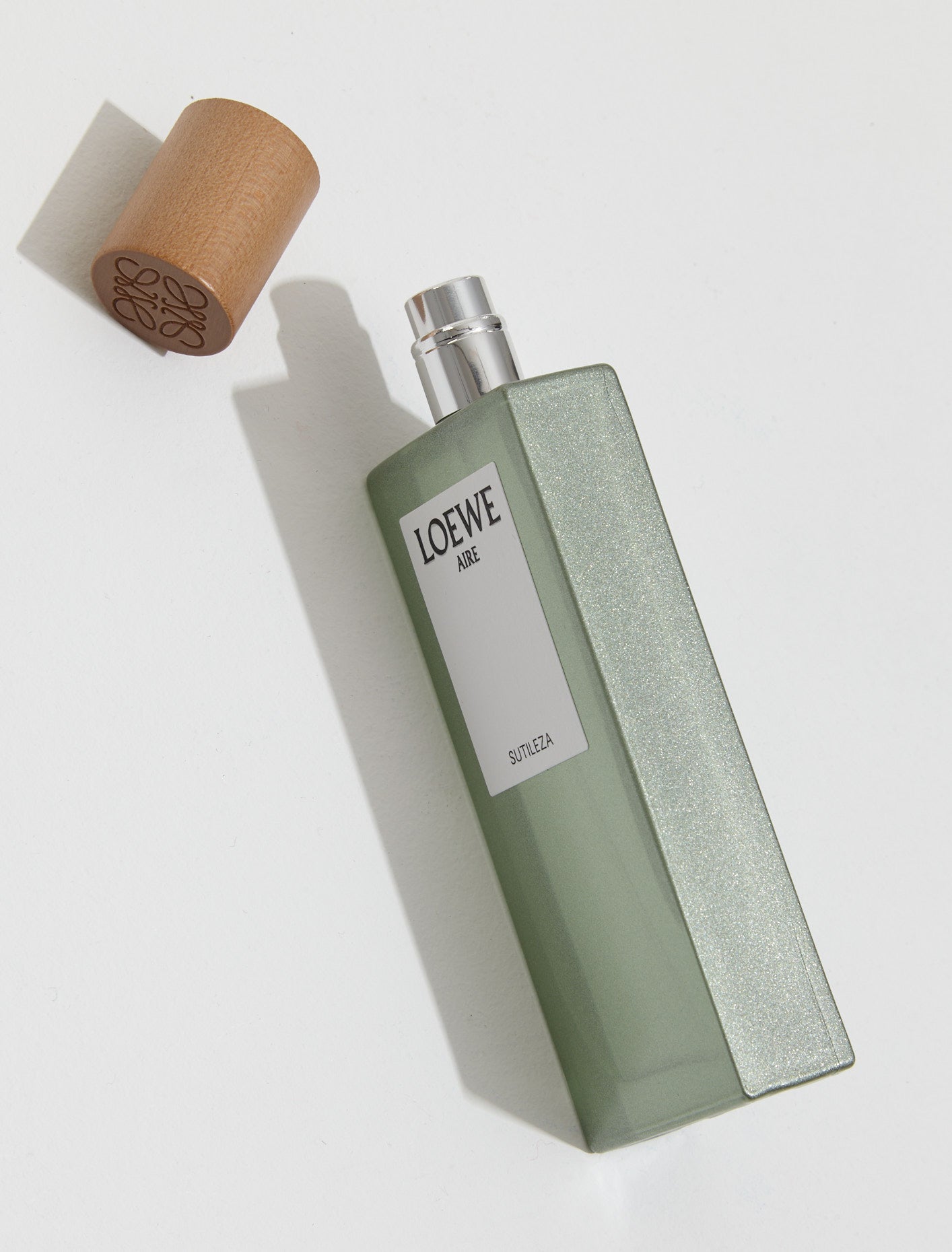 LOEWE - Aire Sutileza Eau de Toilette - LW70379 – Voo Store