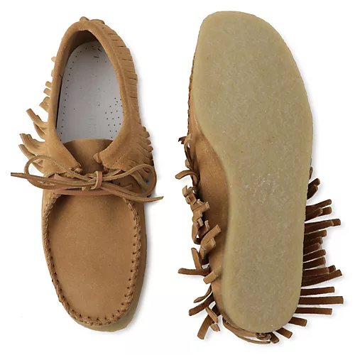 初のコラボレーション！INSCRIRE×ClarksOriginals フリンジがポイント