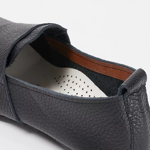 累計3300足売れ！／大人気の「Emiさん×ランブルダンス レザー