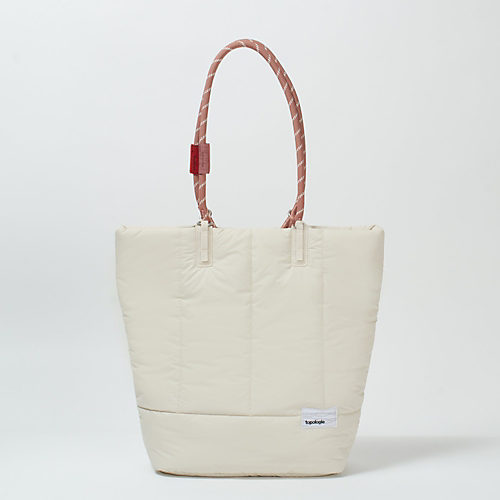 スタイリッシュで機能的な〈トポロジー〉の秋冬新作バッグが登場 | LEE