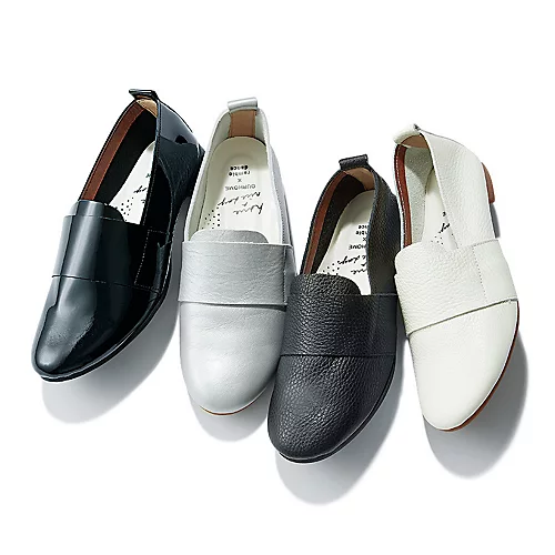 累計3300足売れ！／大人気の「Emiさん×ランブルダンス レザー