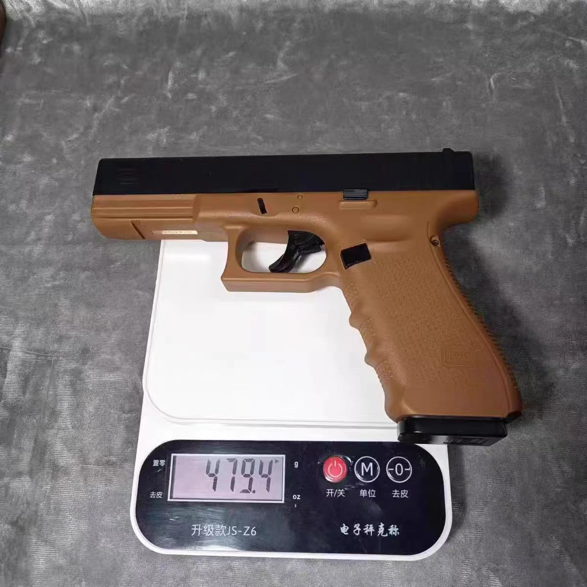 Glock17 gen4 模立方製 フィンガーアクションブローバックトイガン