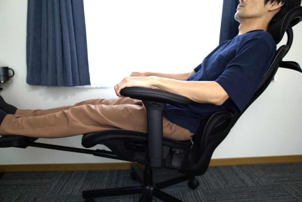 COFO Chair Pro】レビュー｜高機能オフィスチェアはギター演奏用の椅子