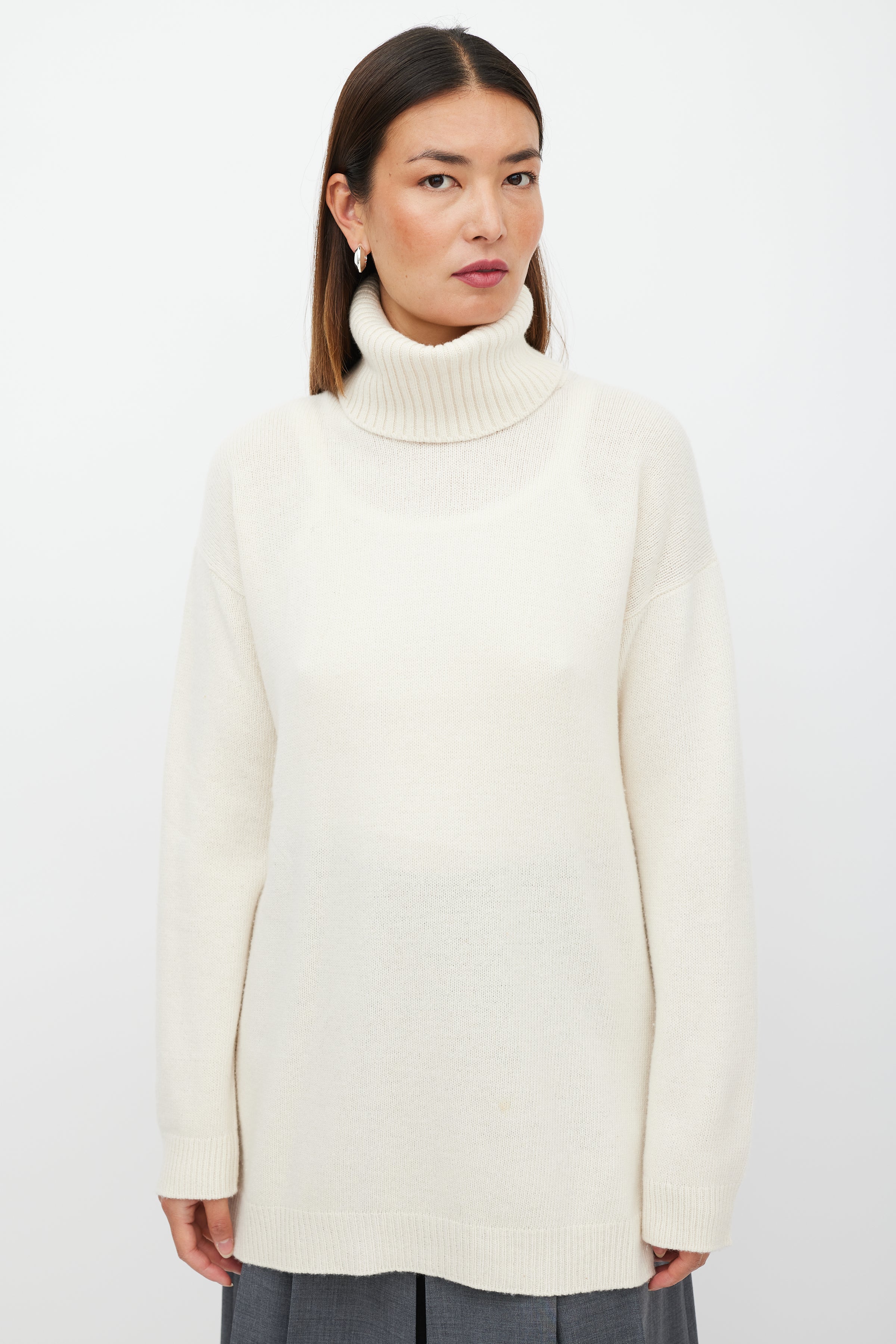 Prada // Cream Wool Knit Turtleneck – VSP Consignment