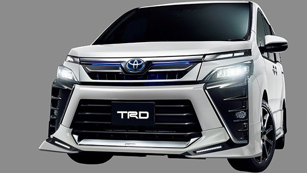 ヴォクシー80系】フロントスポイラー（LED付） – VROOM