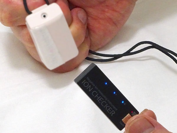 高性能マイナスイオン測定器AW-IONCHECKER イオンチェッカー