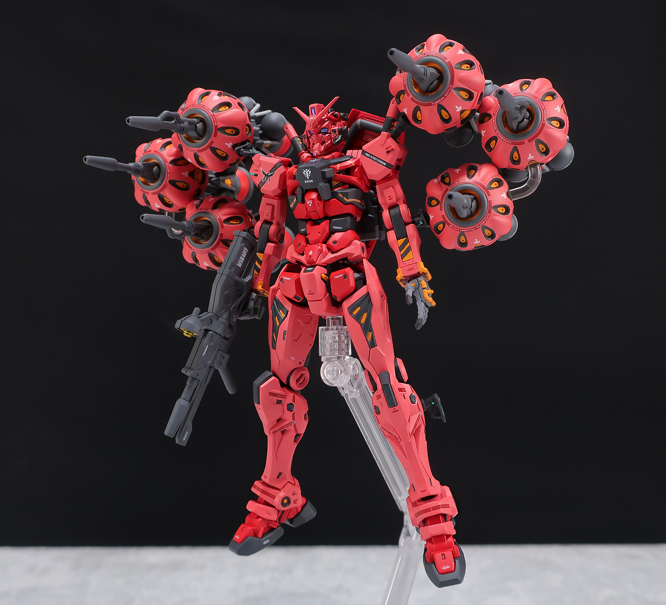 HG 1/144 赤いガンダム[GQuuuuuuX ジークアクス] 塗装済み完成品