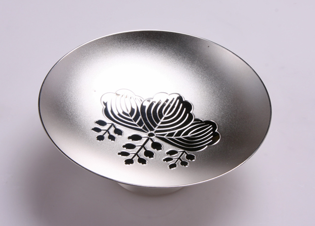 あ*3様 銀杯 内閣総理大臣 SILVER 木箱入り 銀盃 シルバー 新品 小物