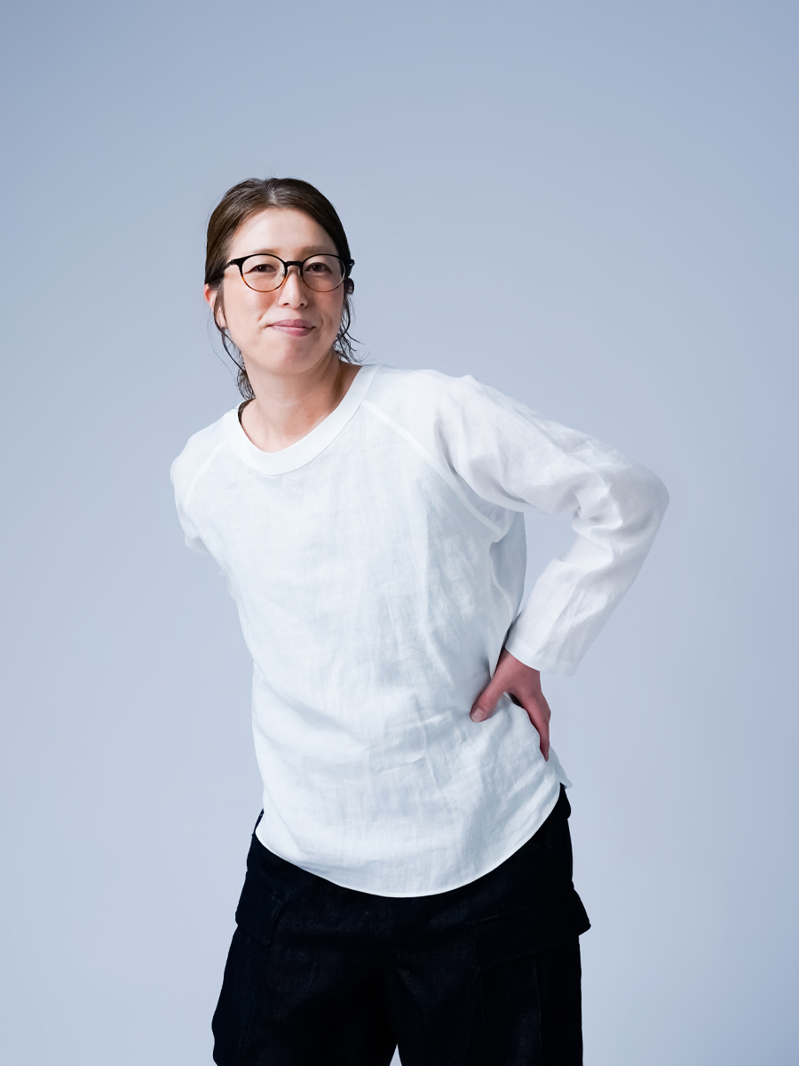 リネントップス】首があきすぎない ラグランスリーブ トップス ／ 白色