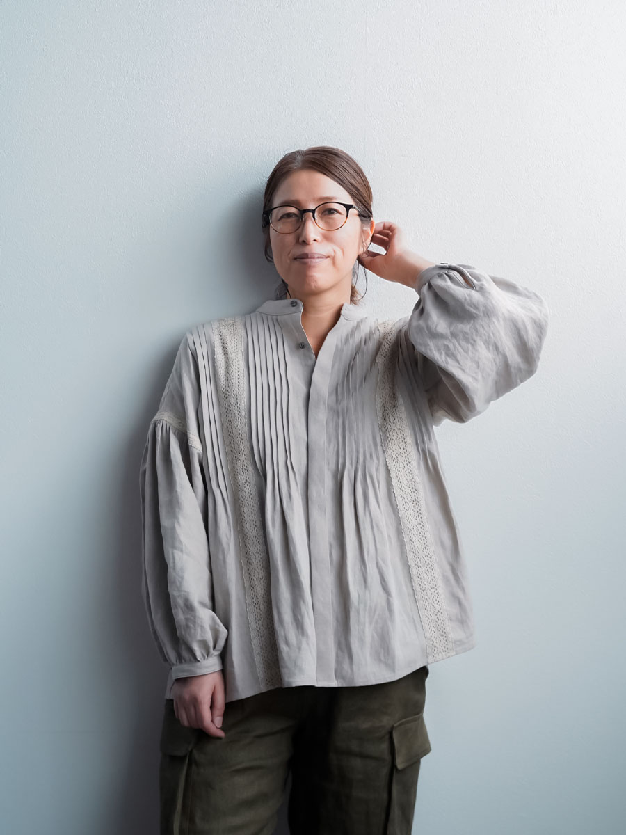 リネンブラウス】纏う、手跡の息づく服 「ガーネット」 レース