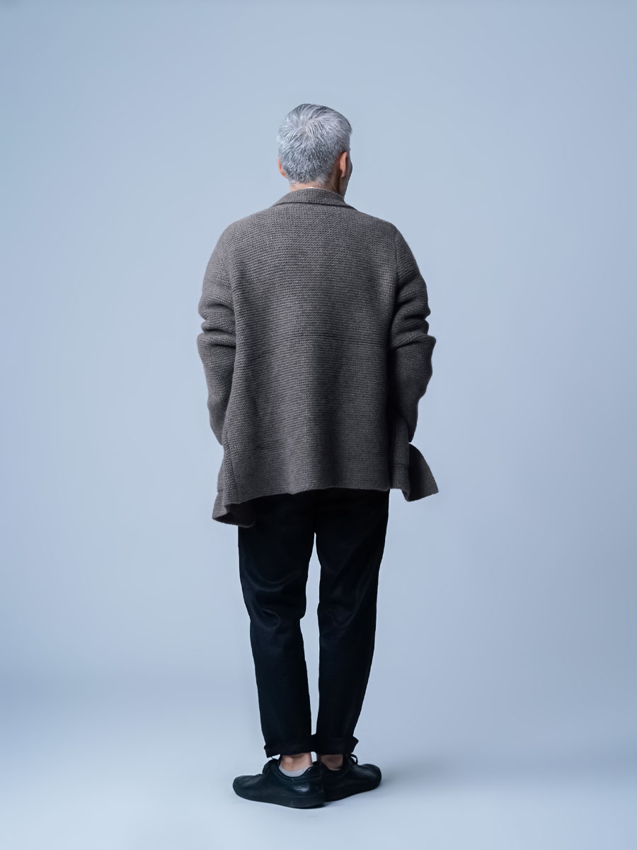 ヤク100％】 職人が愛した 極上品！歴史に残るニットカーディガン ／ 2色