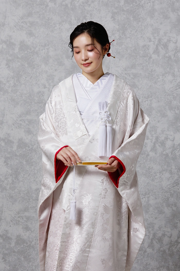 鳳凰鶴に四季花｜東京でご案内できる白無垢コレクション｜和婚スタイル