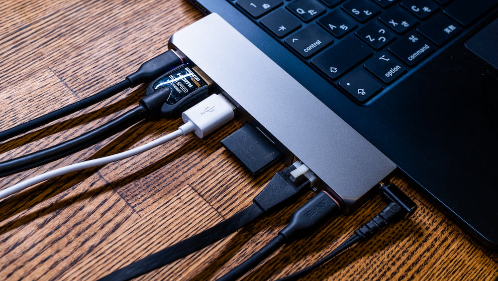Satechi USB-C Proハブ Max 8in2レビュー：これさえあれば大丈夫。スキ