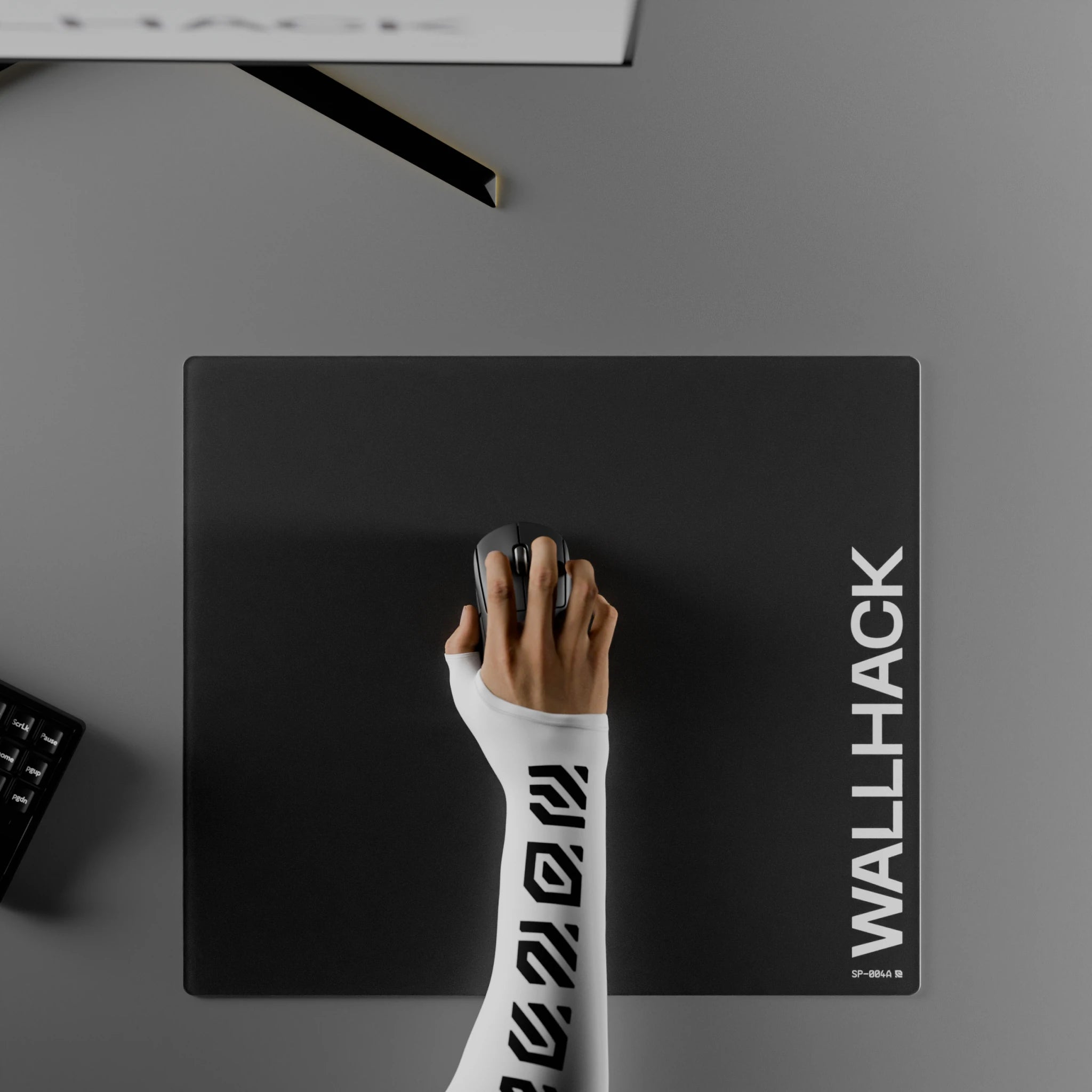 SP-004A Black Glass Gaming Mousepad | Wallhack