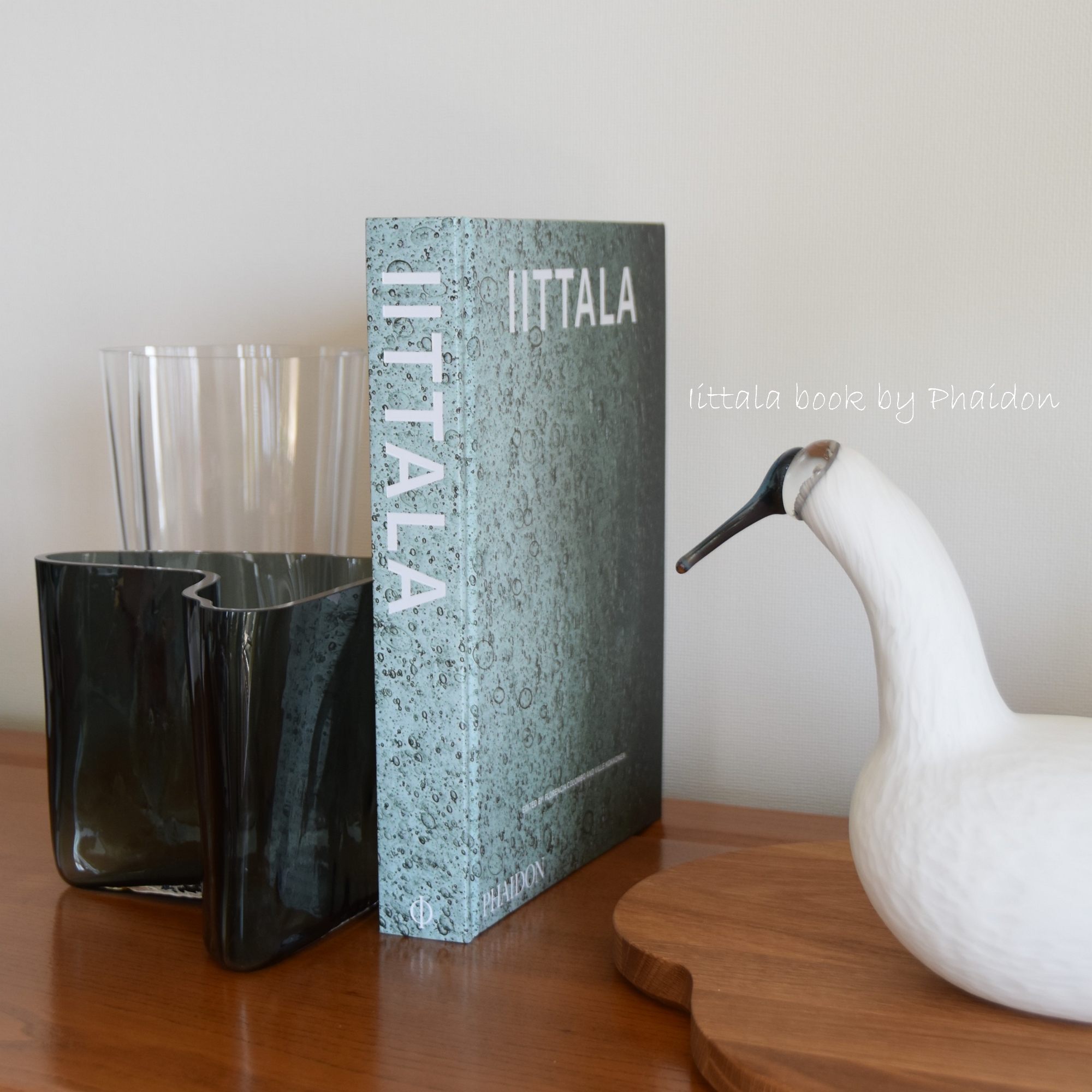 Iittala book】140周年を記念して登場したイッタラの本 400ページに500