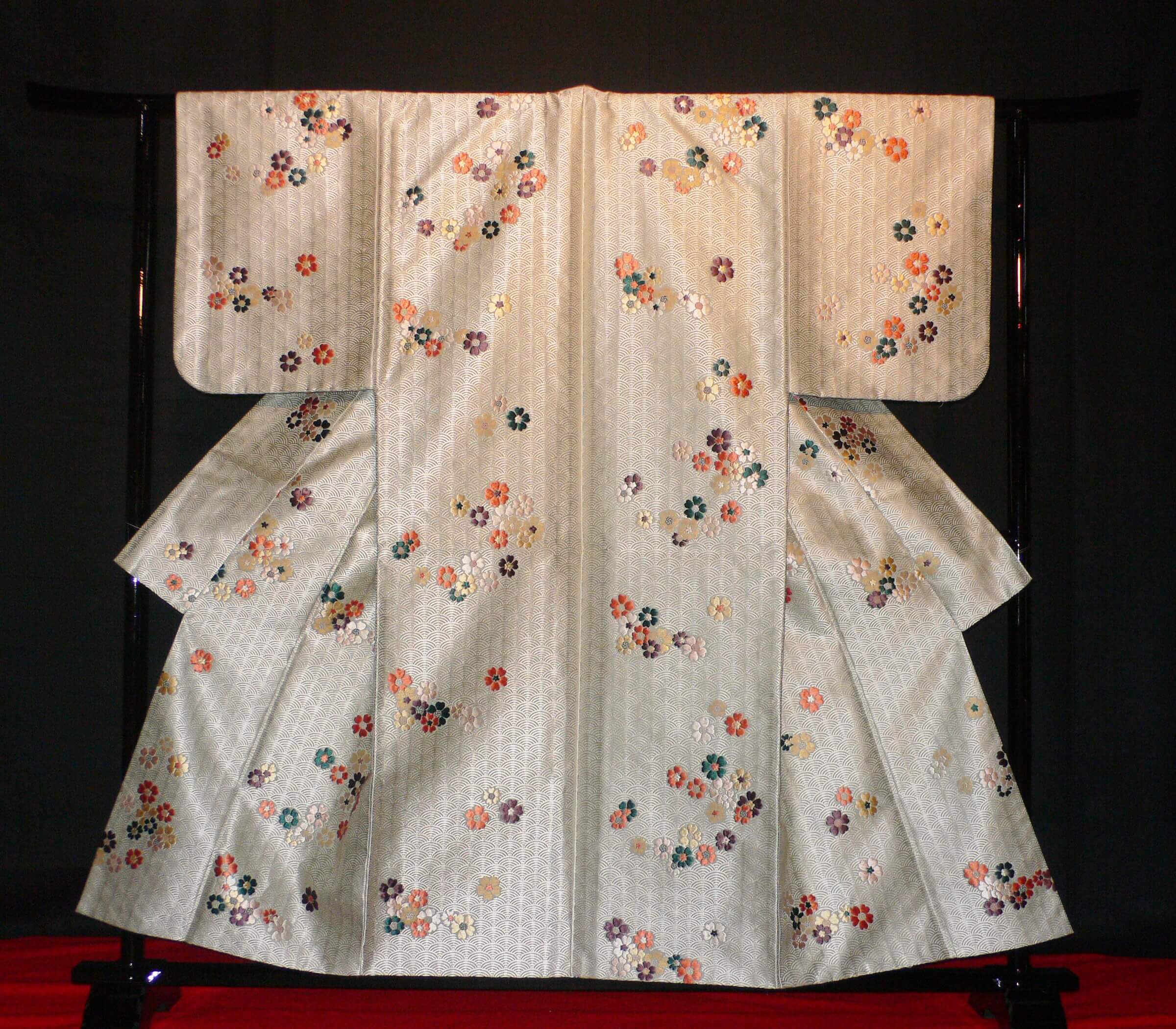 能装束復原事業 | 渡文株式会社