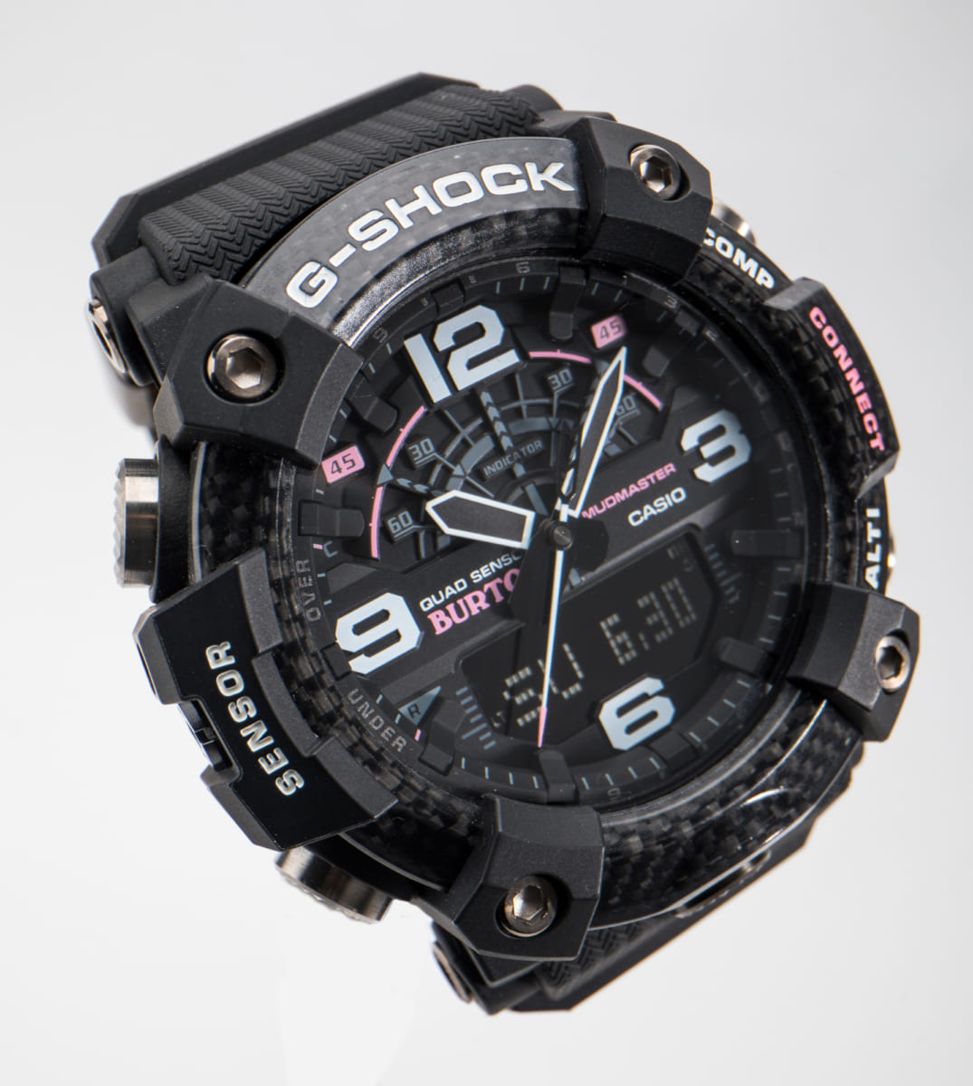 G-SHOCK×バートンのコラボ第4弾!! 最強「マッドマスター」に雪山