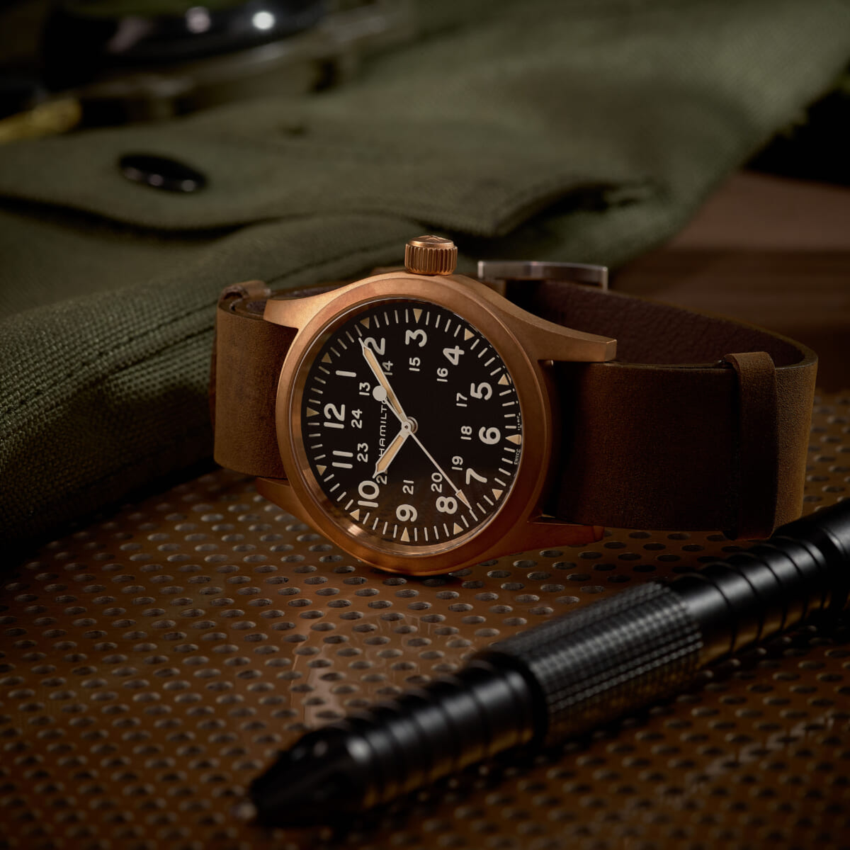 ハミルトン】を代表する「カーキ フィールド メカ」に経年変化を