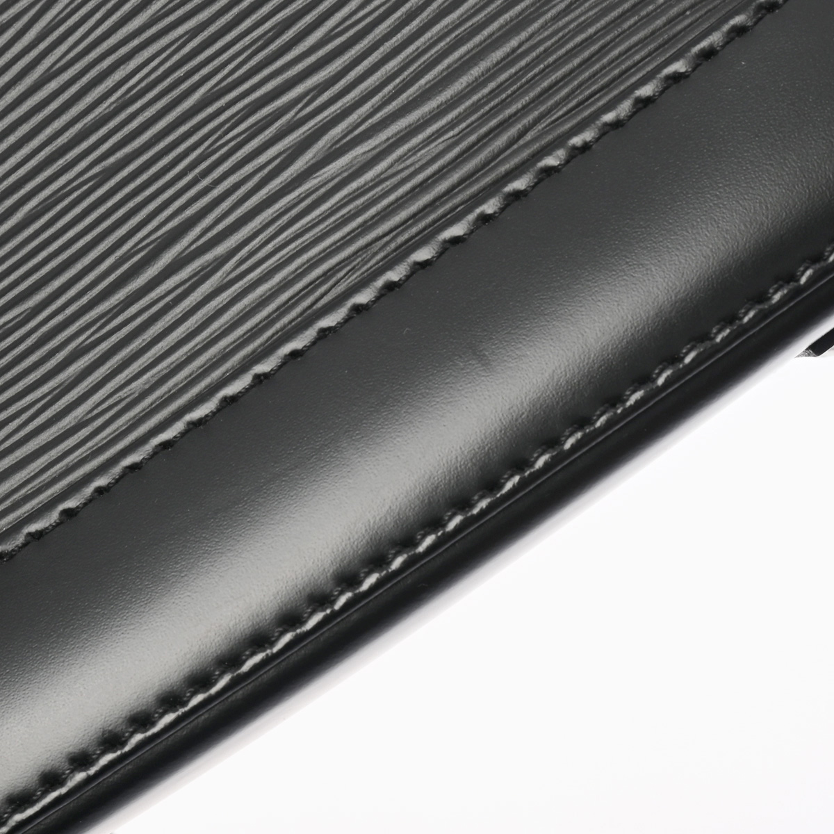 ルイ ヴィトン エピ アルマ BB ノワール M40862 エピレザー レディース