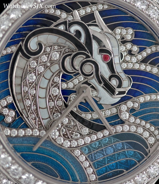 Up close: Van Cleef & Arpels Midnight Dragon Extraordinary Dials