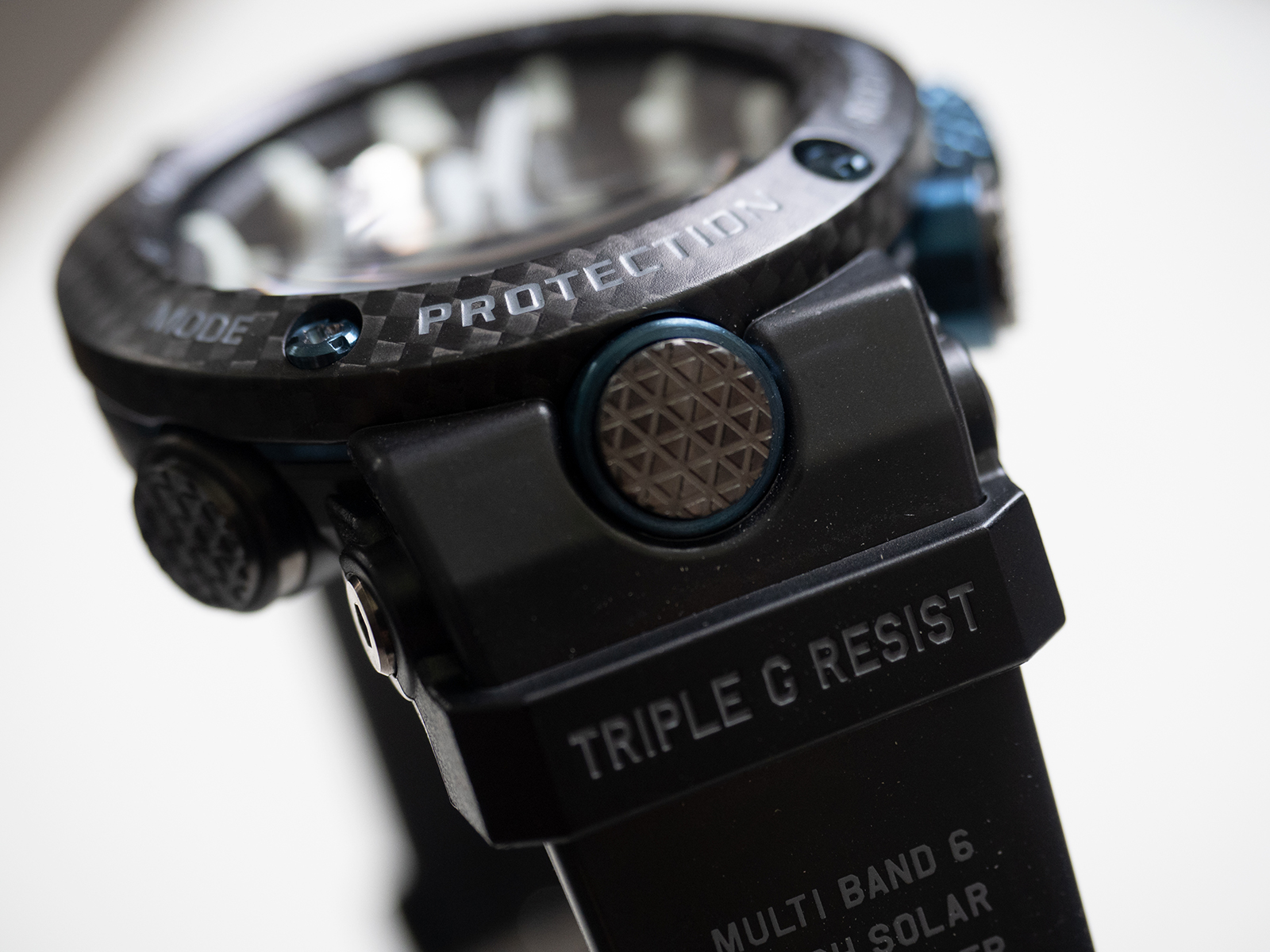 Hands-on with the Casio G-Shock Gravitymaster Carbon Fibre | SJX